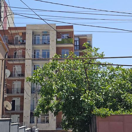 Lovely Apartment Тбилиси Экстерьер фото